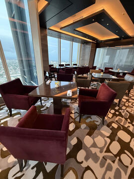 Grand Hyatt Manila, Grand Club Executive Lounge